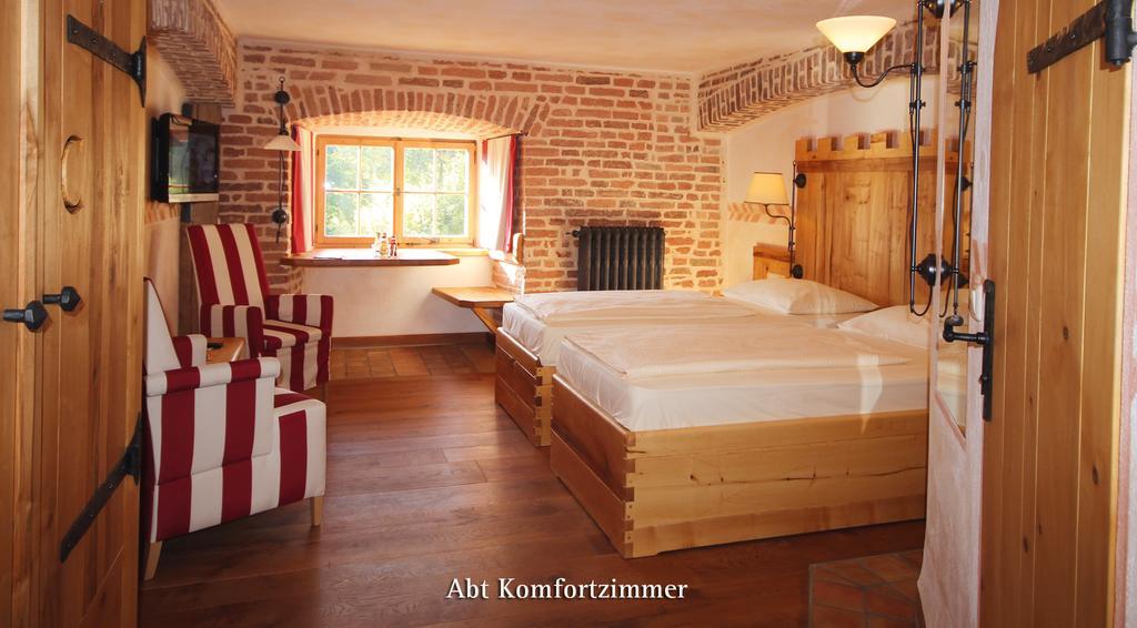 Irseer Klosterbraeu Exterior foto